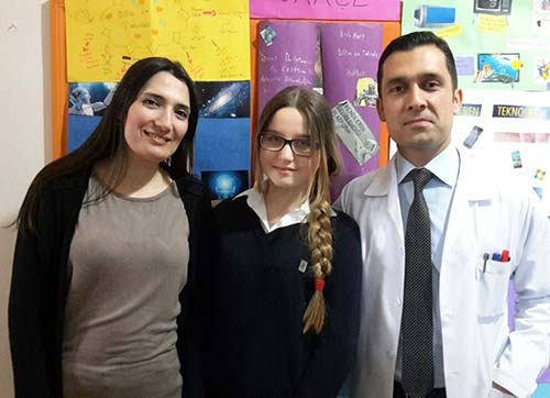 İTKLI DEFNE, YARATICI ÇOCUKLAR DERNEĞİ ULUSAL ÖYKÜ YARIŞMASINDA  ÖDÜLE LAYIK GÖRÜLDÜ