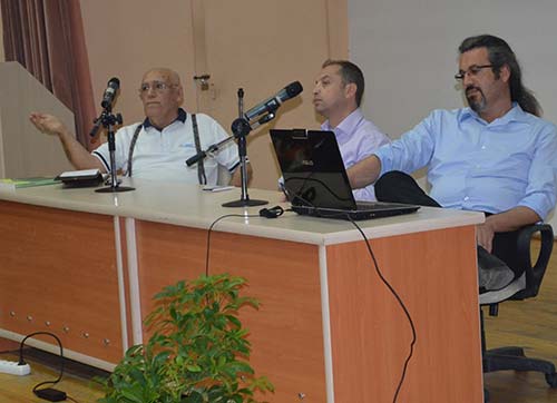 Fifa doğal çim tavsiye ediyor