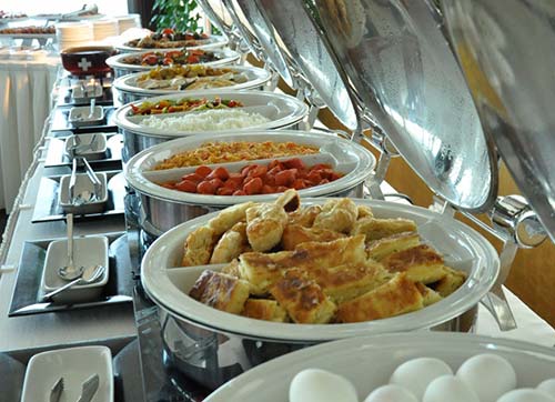 Mövenpick Hotel Izmirde keyifli bir anneler günü 
