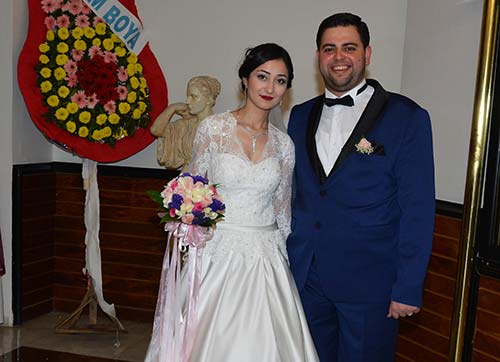 Melike ile Volkan evlendi