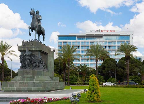 SWISSOTEL BÜYÜK EFES TRIP ADVISORIN İFTİHAR LİSTESİNDE