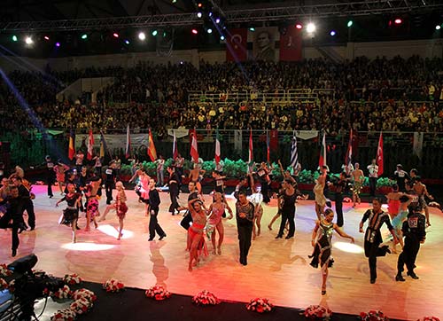 Karşıyakada sanat dolu Mayıs