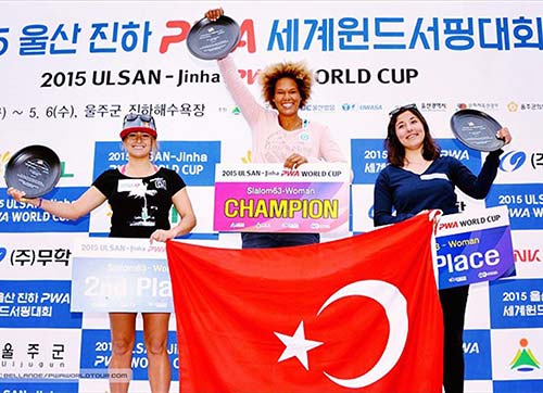 İzmirli Fulyadan Güney Korede tarihi başarı