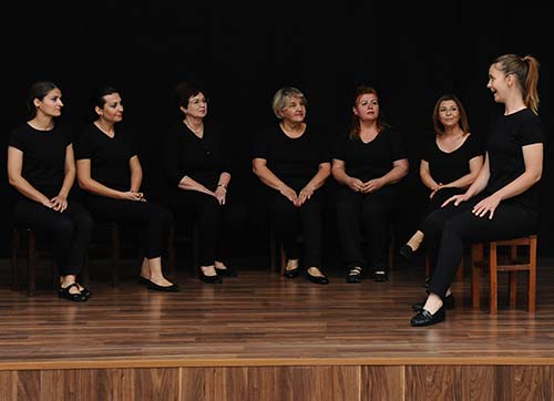 Drama gösterisi büyüledi