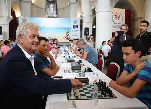 Satrancın 'Usta'ları Çeşme'de buluşuyor