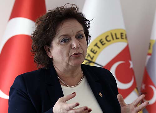 Can Dündarın yanındayız 