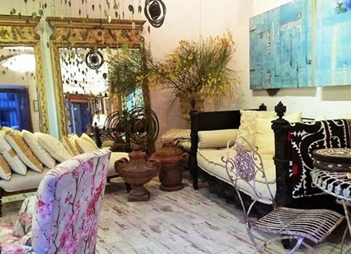 Alaçatı Hacımemiş Mahallesinin Sofistike Mağazası FUŞYA 