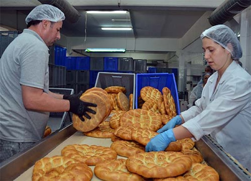 Kent Ekmekten Ramazan hediyesi