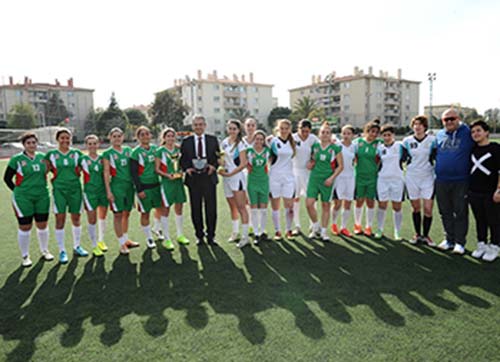 BOSTANLISPOR 3 YILDA 7 ŞAMPİYONLUK YAŞADI