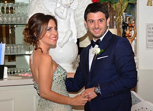 CEREN İLE MEHMET CAN  NİŞANLANDI