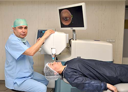 FEMTOSANİYE LAZER İLE AMELİYATLAR DAHA BAŞARILI