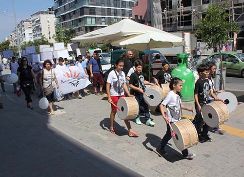 Uyuşturucuya hayır yürüyüşü