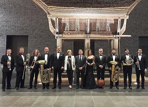 MÜZİK ALMANYA'DA BİRLEŞTİRDİ