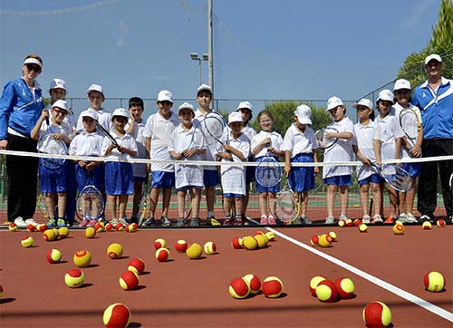 Haydi çocuklar tenise!