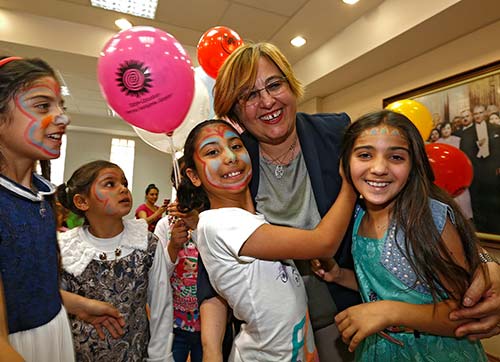 Bizim Çocukların mezuniyet sevinci