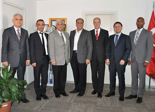 İzmir Üniversitesinden yeni bir işbirliği