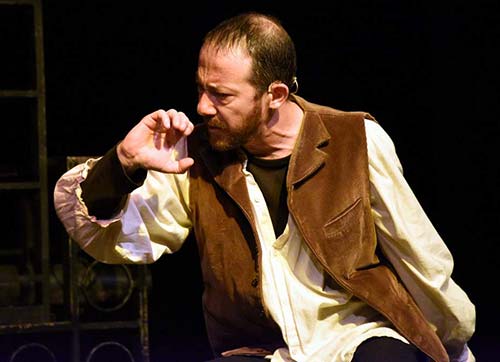 HAKAN GERÇEKTEN TİYATRO RESİTALİ