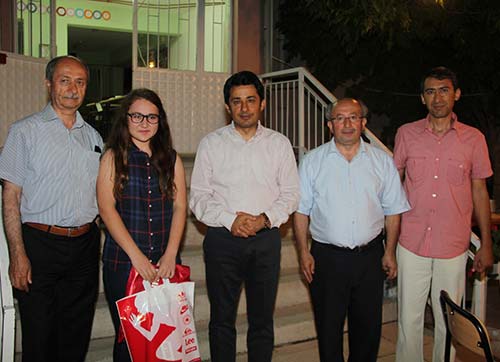 Uzunkuyu Köyünün başarılı öğrencileri Urlanın göğsünü kabarttı