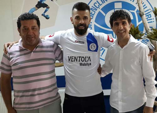 İzmispor'a bayram şekeri