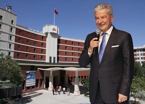 GELECEĞİ İNŞA EDECEK ÖĞRENCİLER İZMİR EKONOMİDE