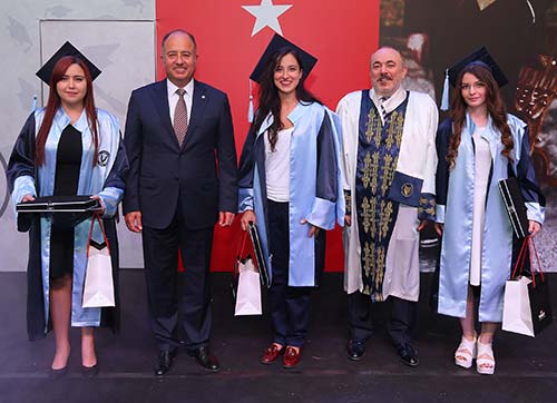 Sherlock Holmes tutkusu birincilik getirdi 