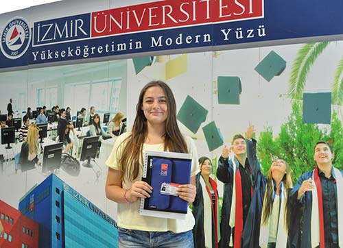 Öğrenciye burs desteği geleneği değişmedi