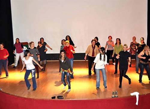 KURSLARA YOĞUN İLGİ