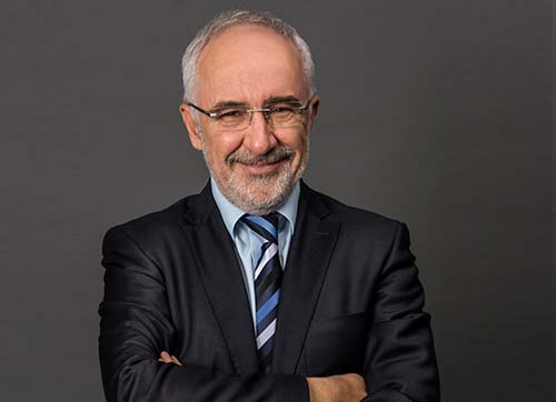 YENİ ÇAĞIN UZMANLARI