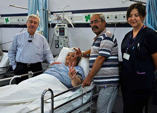 Hem hayatlarını hem böbreklerini paylaştılar