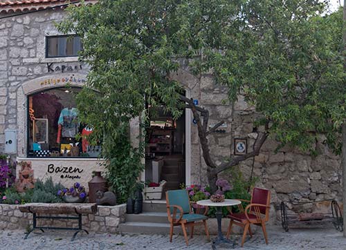 Alaçatının Farkı Bazen