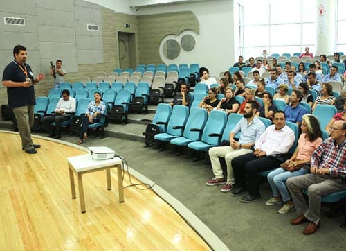 Daha iyi hizmet için beden dili eğitimi