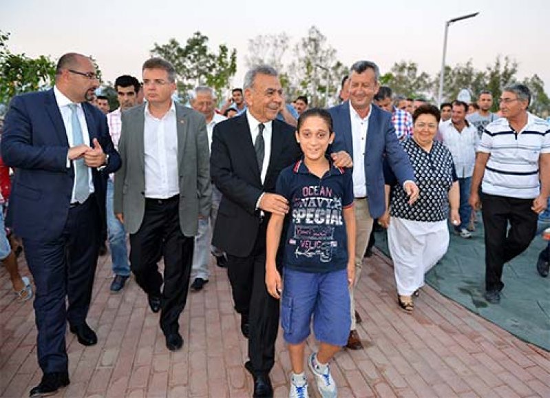 Hem Sevgi hem Cumhuriyet