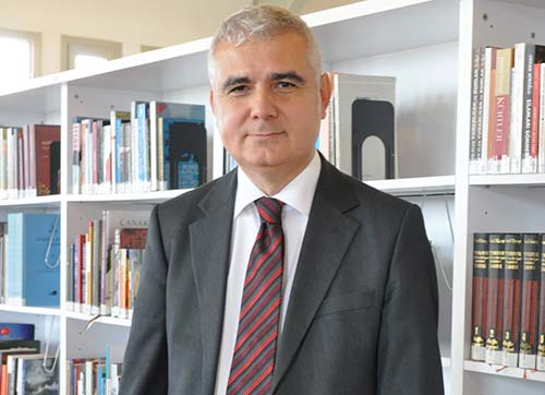 Türkiyeni en bütüncül içerikli Uluslararası, Ticaret, Finans ve Lojistik Yüksek Lisans Programı İzmir Üniversitesinde