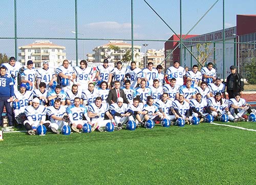 AMERİKAN FUTBOLU OYNAMAK İSTEYENLERE MÜJDE