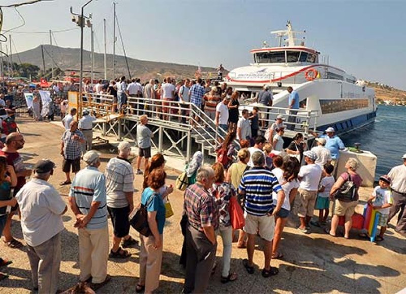 İzmirlilerden ilk sefere yoğun ilgi