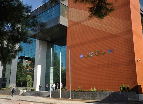 EÜ İLETİŞİM FAKÜLTESİ YENİ BİNASINA KAVUŞTU