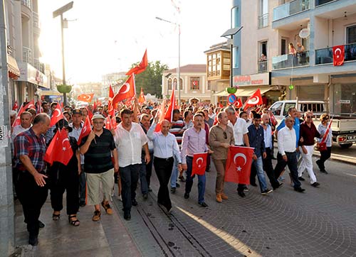 SEFERİHİSARDA BİRLİK VE ORTAK TEPKİ