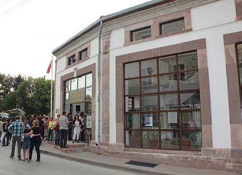 54 ROMAN NECATİ CUMALI İÇİN YARIŞACAK