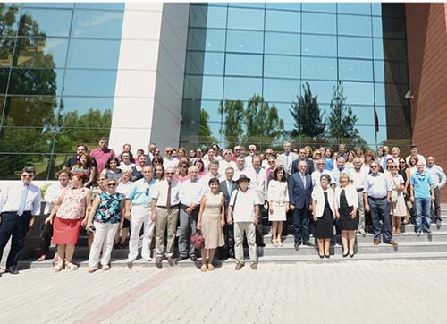 EÜ İletişim Fakültesi yeni binasında