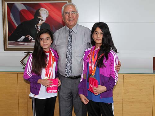 Sizden yeni madalyalar bekliyoruz