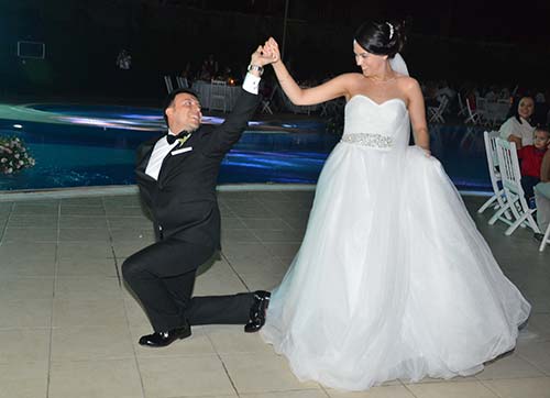 TANYER VE TOZBURUN AİLELERİNİN EN MUTLU GÜNÜ