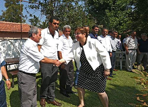 Başkan Pekdaş işçilerle bayramlaştı