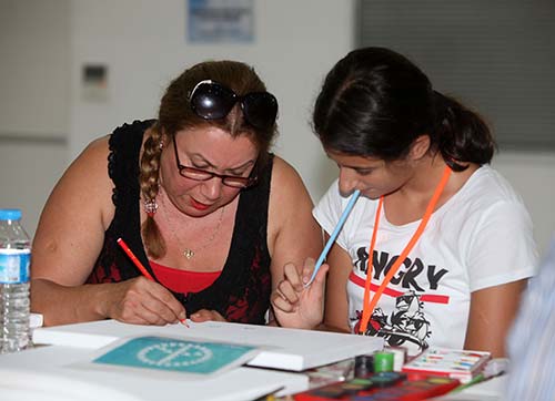 Hayallerindeki  barışı çizerek mesaj verdiler