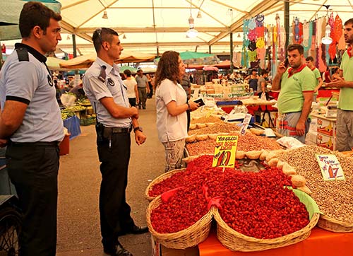 Dağ Çileği diye Cherry Domates satmışlar