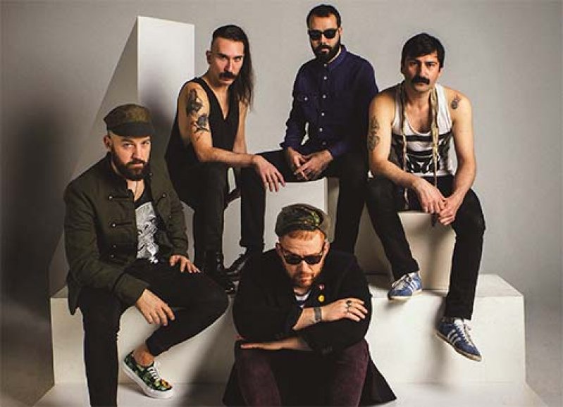 İzmir yeni yıla Athena ile girecek