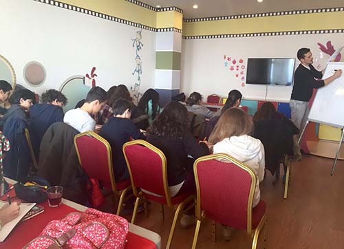 GELİŞİMLİLER DERSLERİ KAMPLARA TAŞIDILAR