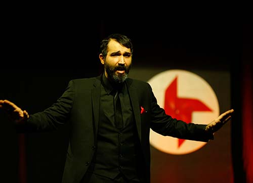 Sadece Diktatör İzmir'i sarstı