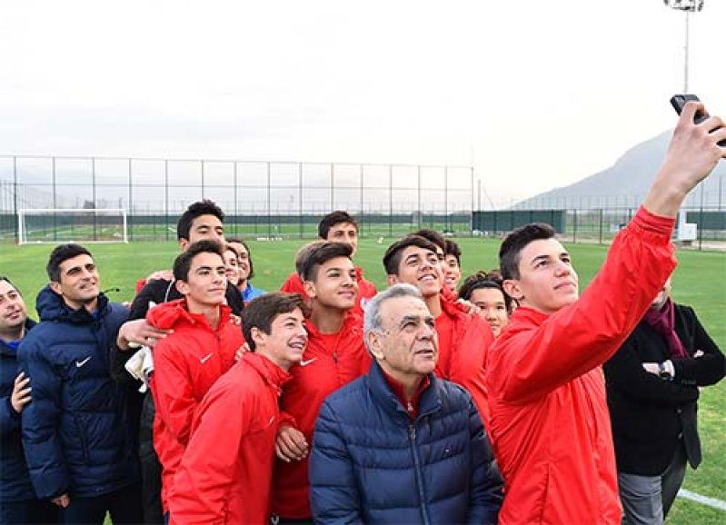 Gençlere Başkan dopingi