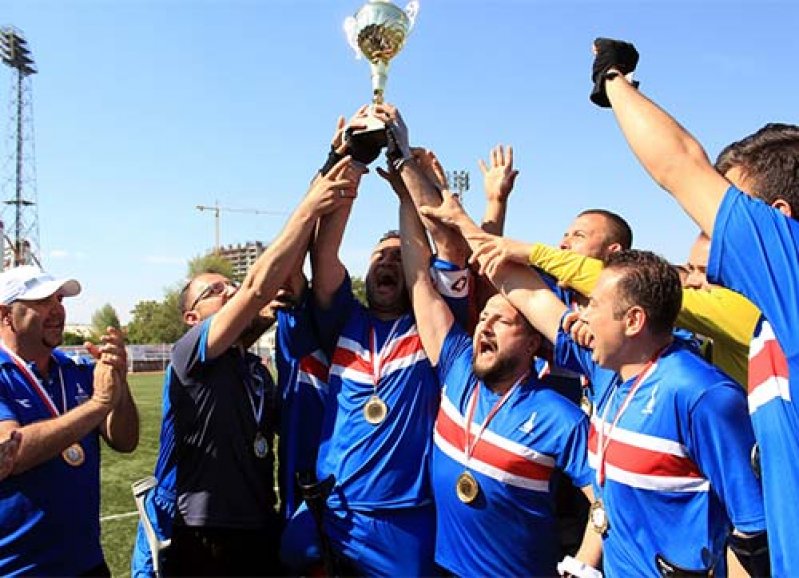 365 güne 511 madalya sığdırdılar