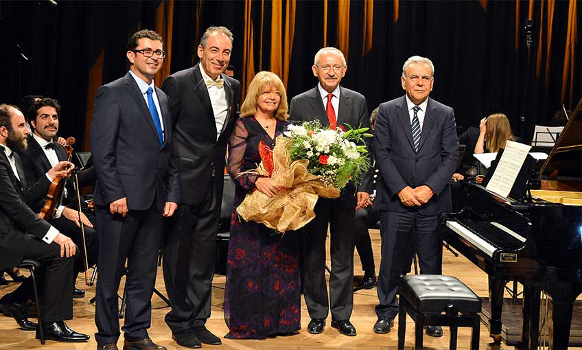 İzmir yeni bir sanat mabedi daha kazandı